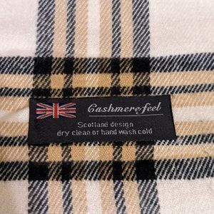 Plaid scarf white brown red cashmere feel